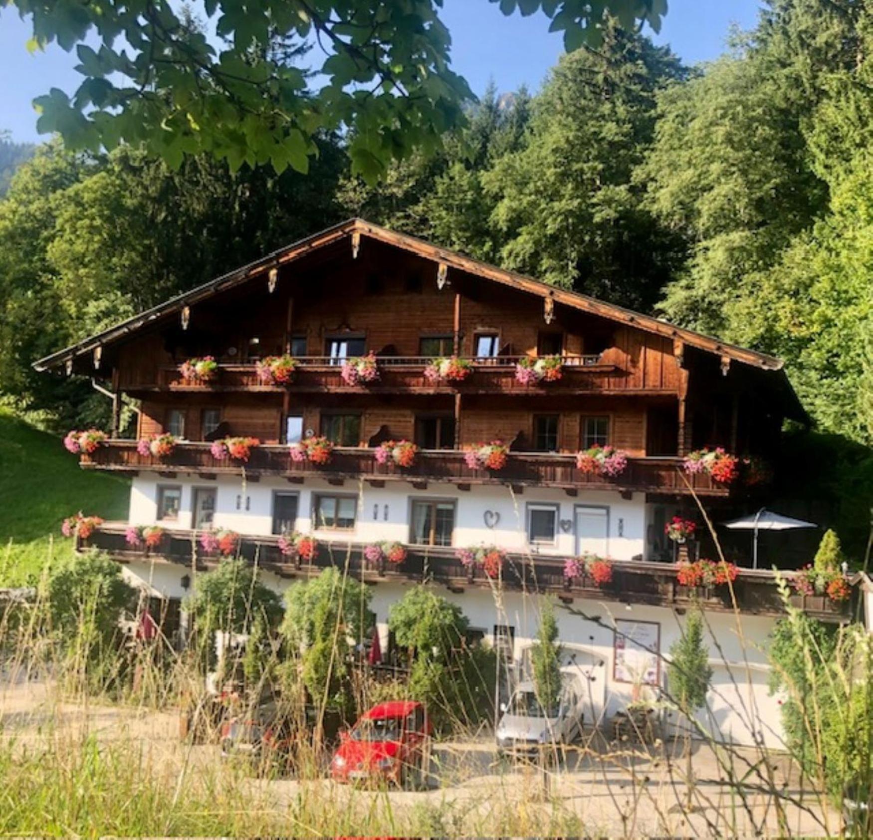 Appartements Im Weiherhof, Алпбах Екстериор снимка