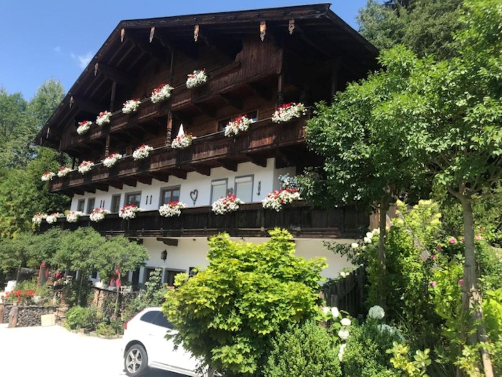 Appartements Im Weiherhof, Алпбах Екстериор снимка